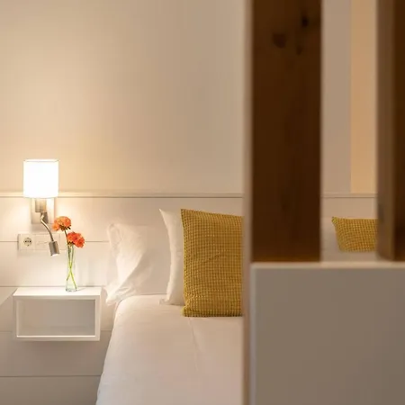 A Meiga Areas-playa America! Aparthotel *
