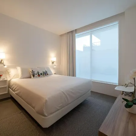 A Meiga Areas-playa America! Aparthotel *