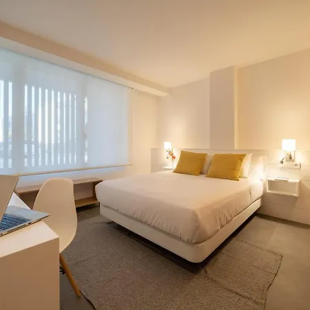 A Meiga Areas-playa America! Aparthotel Nigran